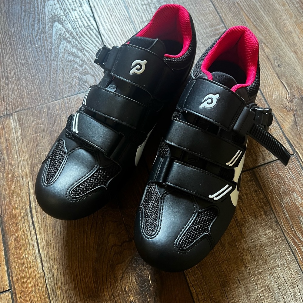 Peloton cycling cup in shoes. Size 40